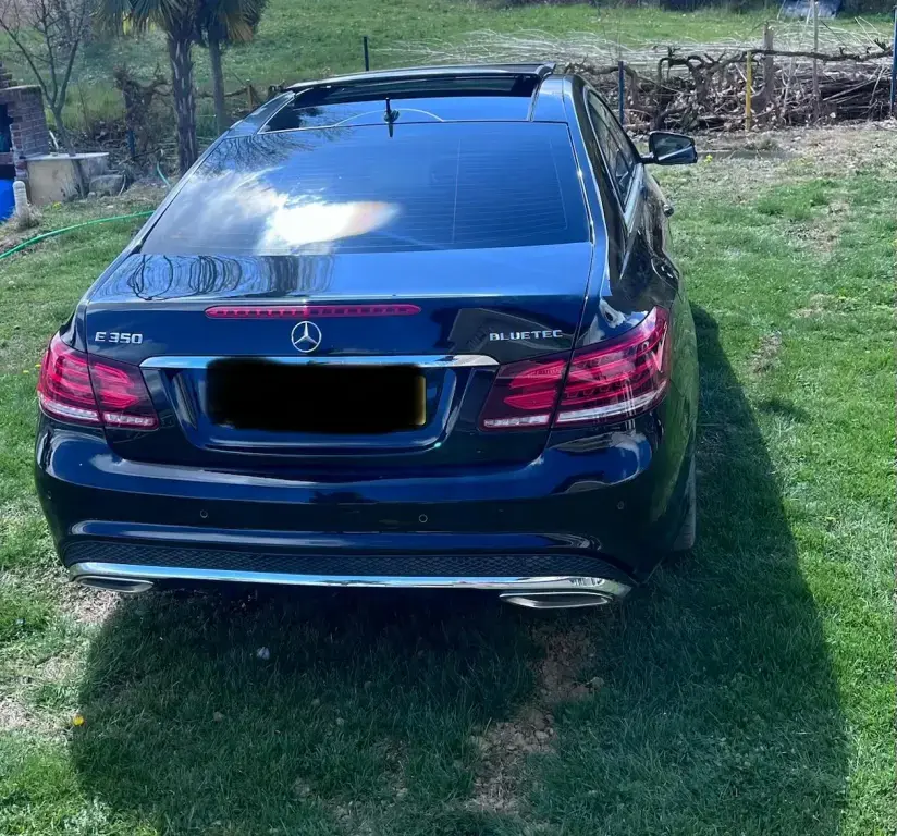 Mercedes-Benz E-Class W213  2016, 124 785km